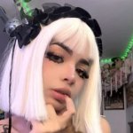 Molly_Crystal_Pv