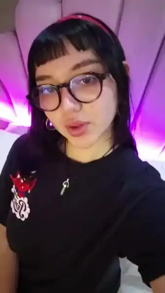 DO YOU LIKE MY BOOBS?
