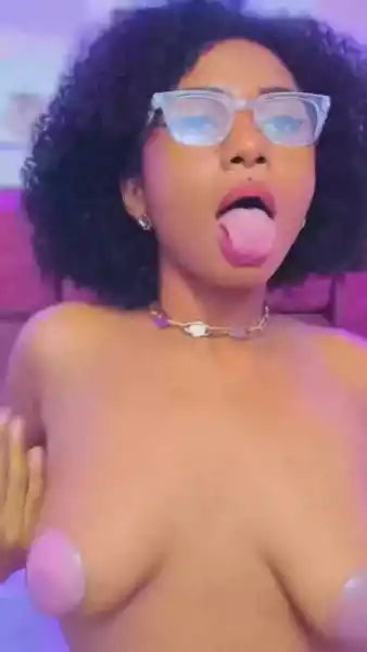 Watch this stunning model in an electrifying performance that will leave you wanting more!