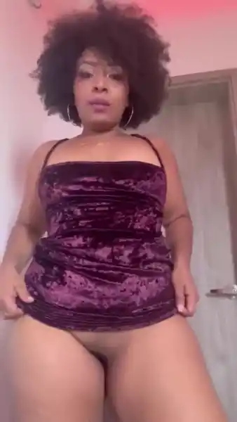 ποΈ Curvy in Pink Lingerie: Touch Me, But Soft First ππ¦π€€