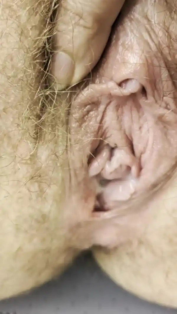 I let him fuck me raw and cum in my hairy pussy...