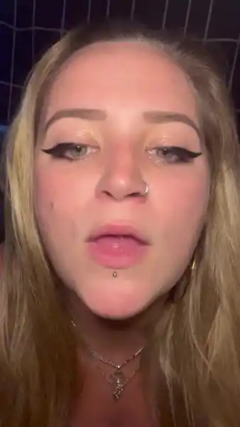 Let me show you what this pretty lil mouth can do