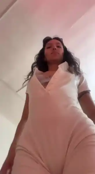 spread pussy mm